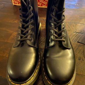 Dr. Martens Airwair Boots